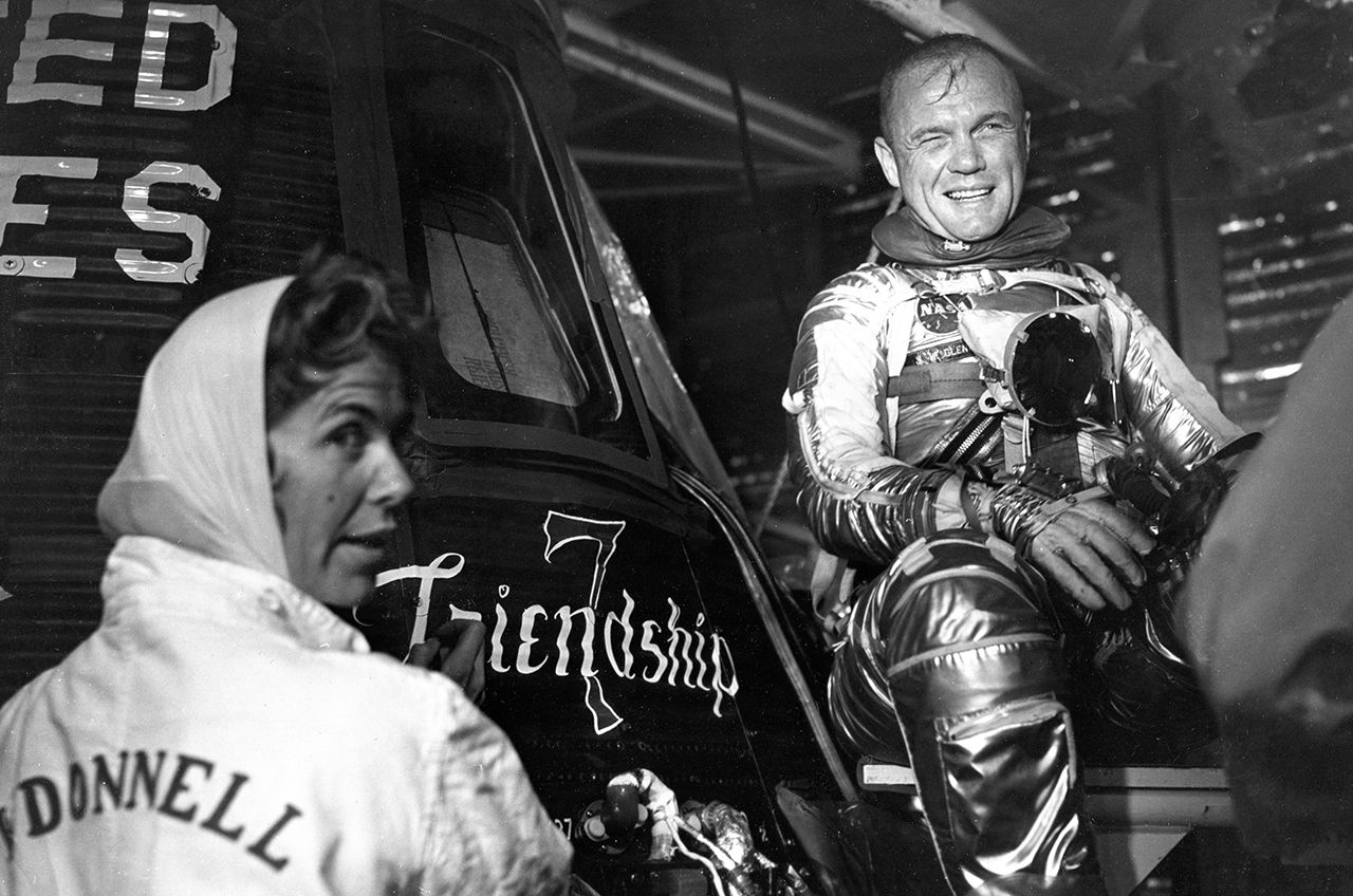 Cece Bibby, Artist Behind NASA Space Capsule Logos, Dies